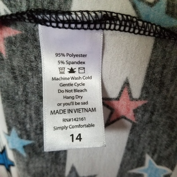 Lularoe Gracie 4th of July - Picture 3 of 3